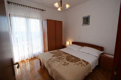 Apartments Gordana Трогир Экстерьер фото
